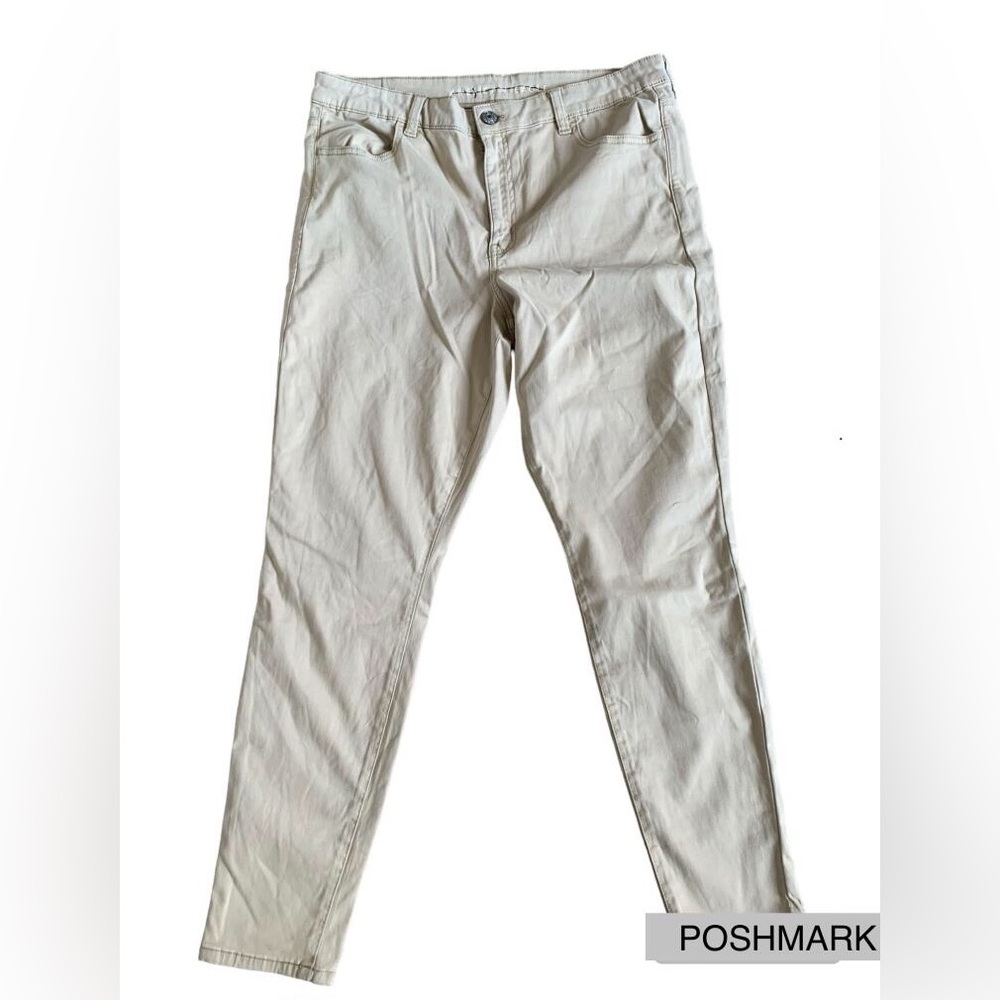 AMERICAN EAGLE STRETCH KHAKI PANT.S. SIZE 16